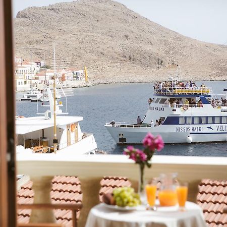 Villa Antonis Chalki Town Esterno foto
